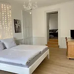 Charming Apartment-walk To Old Town, Lejlighed Thun