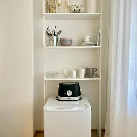 Beautiful In A From 18th Century * トゥーン