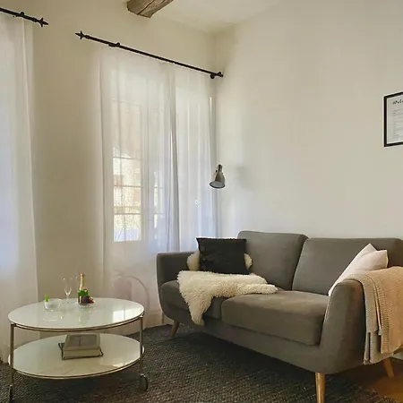 Beautiful In A From 18th Century トゥーン