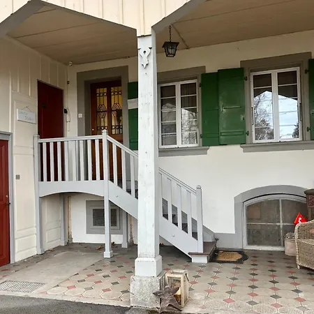 Charming Apartment-walk To Old Town,