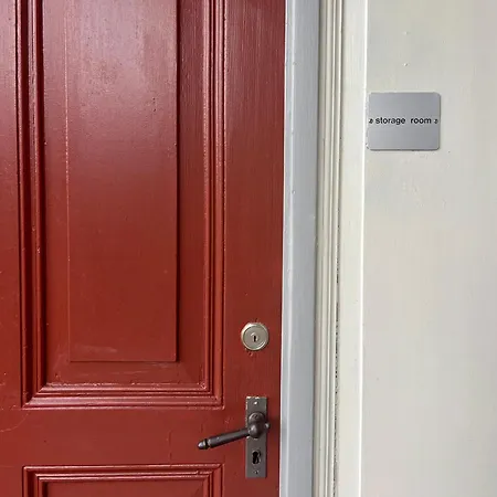 Charming Apartment-walk To Old Town, *