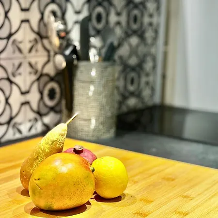 Appartamento Charming Apartment-walk To Old Town, *